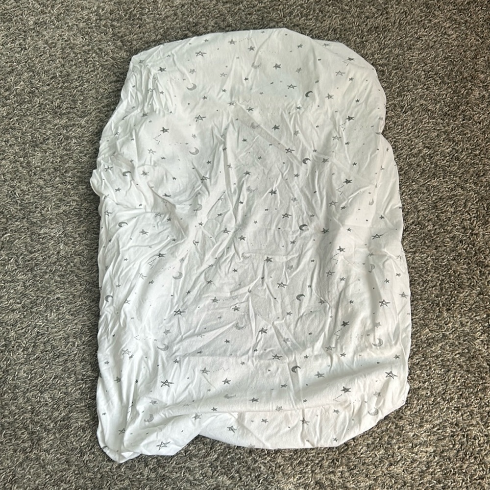 Unisex American Baby fitted crib sheet gray star and moon pattern